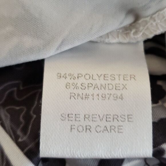 Live and Let Live. Live and Let  Black and White Graphics Boho Style Top. Size L - Picture 5 of 9